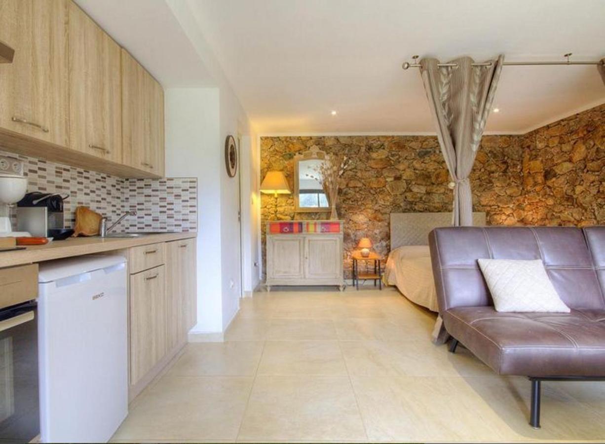 Studio Confortable Avec Vue Sur La Montagne A Moltifao 30M² Jardin Buitenkant foto